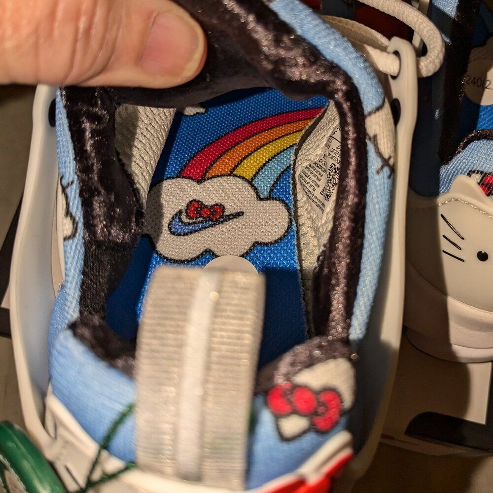Nike Air Presto x Hello Kitty collab  Men's sz 6 New in Box - Picture 12 of 15
